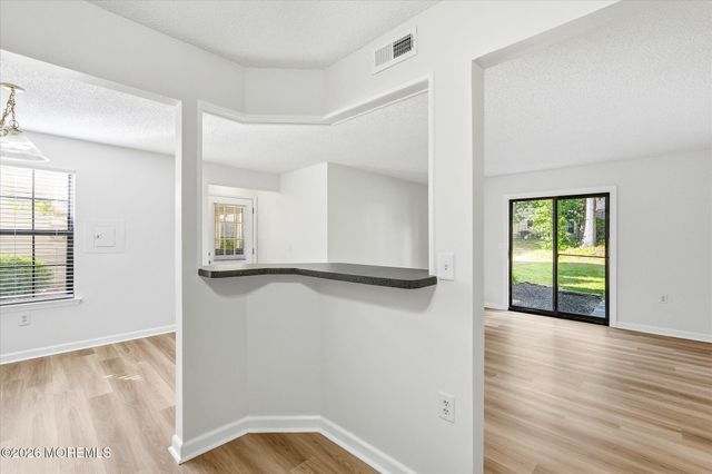 708 Bluebell Drive, Jackson, NJ 08527