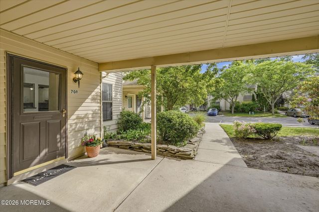 708 Bluebell Drive, Jackson, NJ 08527