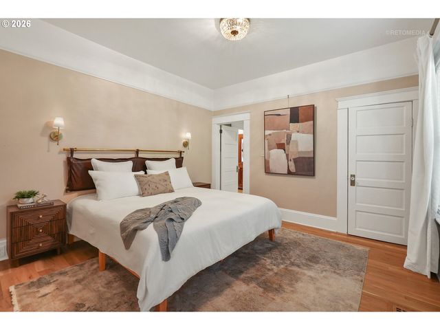 1116 Se TENINO St, Portland, OR 97202