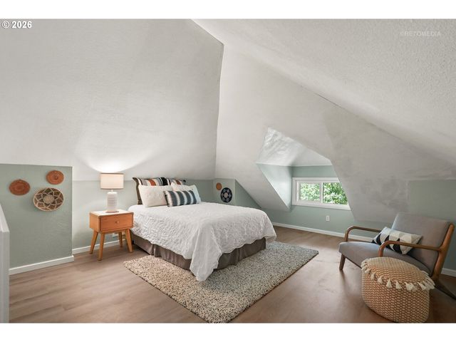 1116 Se TENINO St, Portland, OR 97202