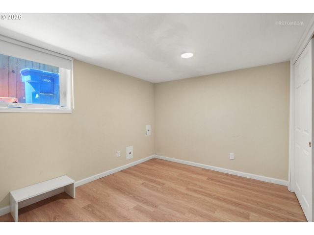 1116 Se TENINO St, Portland, OR 97202
