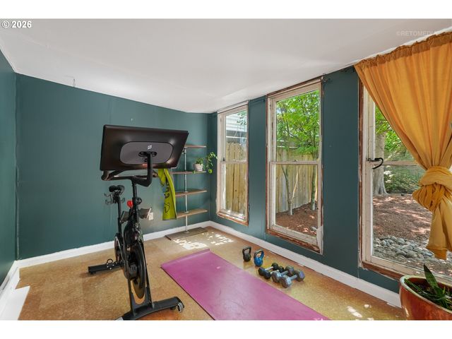 1116 Se TENINO St, Portland, OR 97202