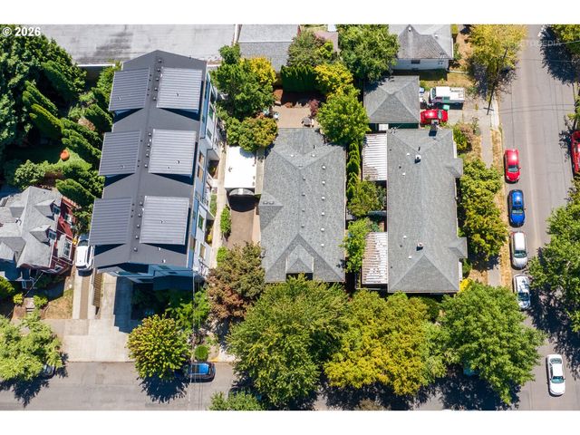 1116 Se TENINO St, Portland, OR 97202