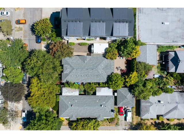 1116 Se TENINO St, Portland, OR 97202