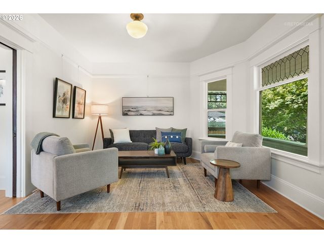 1116 Se TENINO St, Portland, OR 97202