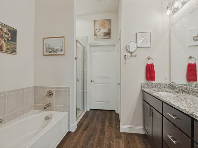 921 Hearthside Way, Mckinney, TX 75071