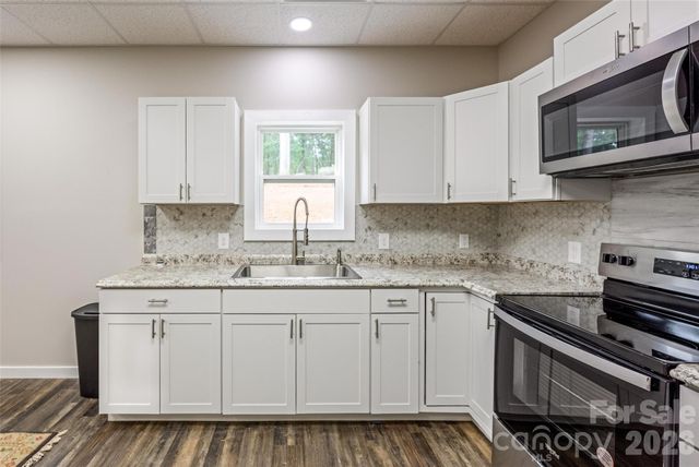 1150 Whispering Winds Drive, Catawba, NC 28609