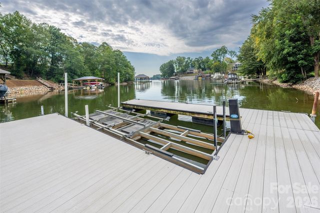 1150 Whispering Winds Drive, Catawba, NC 28609