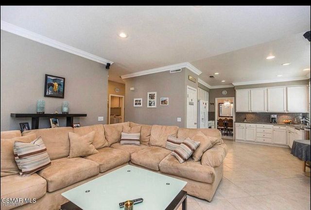 290 Virgo Court, Thousand Oaks, CA 91360