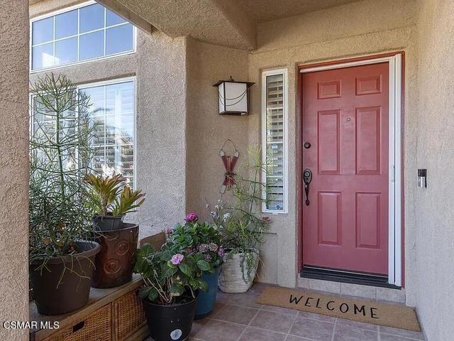 290 Virgo Court, Thousand Oaks, CA 91360