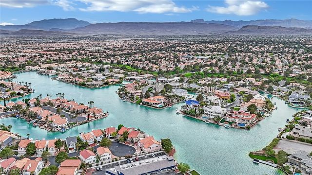 3080 Yankee Clipper Drive, Las Vegas, NV 89117