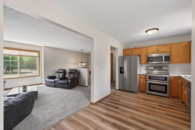 1541 146th Lane NW, Andover, MN 55304