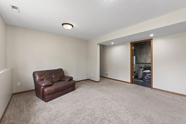 1541 146th Lane NW, Andover, MN 55304