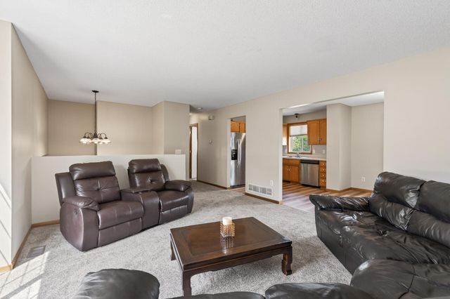 1541 146th Lane NW, Andover, MN 55304