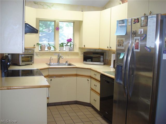 7342 Hopkins Road, Mentor, OH 44060