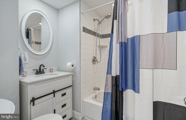 133 DOBBS AVE, Bellmawr, NJ 08031