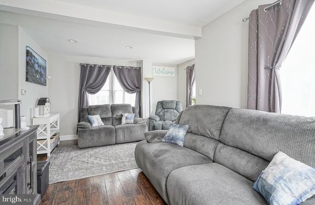 133 DOBBS AVE, Bellmawr, NJ 08031