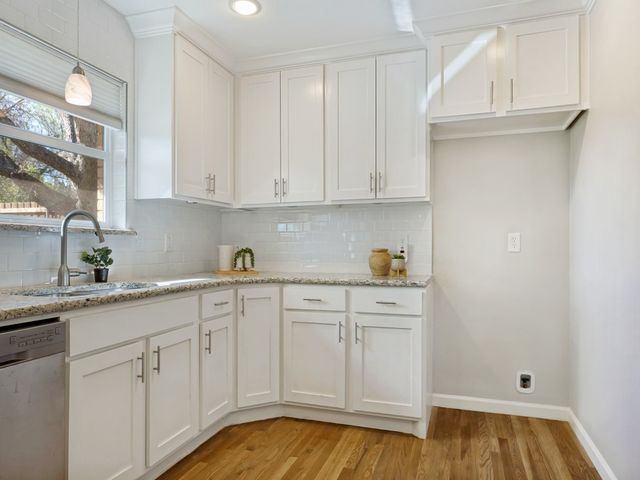 10904 Wyatt Street, Dallas, TX 75218