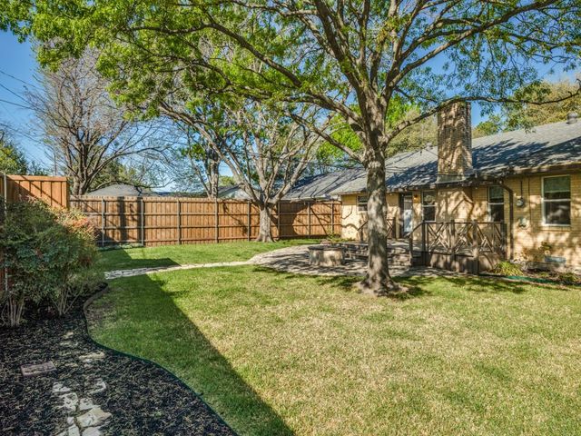 10904 Wyatt Street, Dallas, TX 75218