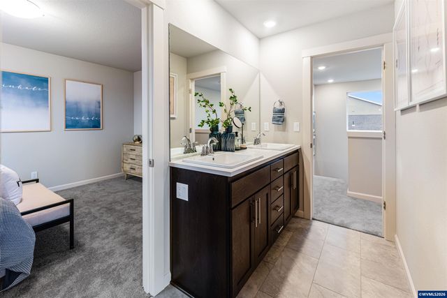 1484 Logan Pkw SE, Albany, OR 97322