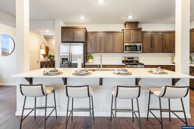 1484 Logan Pkw SE, Albany, OR 97322