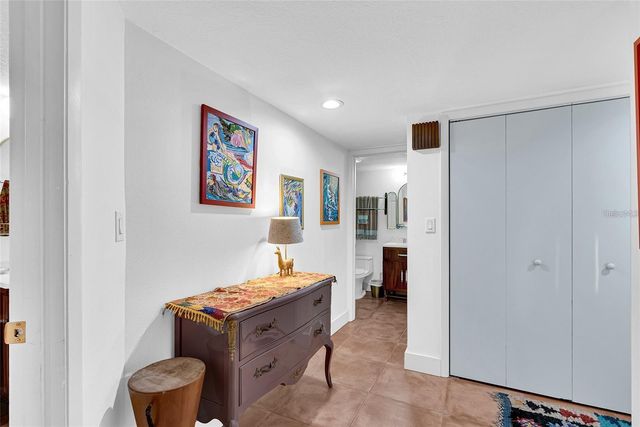 910 PINELLAS BAYWAY S 107, Tierra Verde, FL 33715