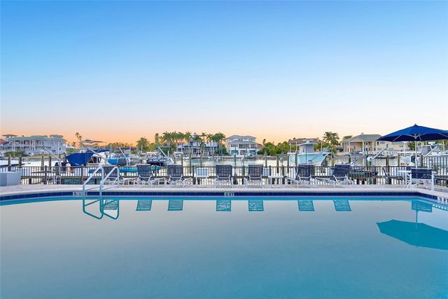 910 PINELLAS BAYWAY S 107, Tierra Verde, FL 33715
