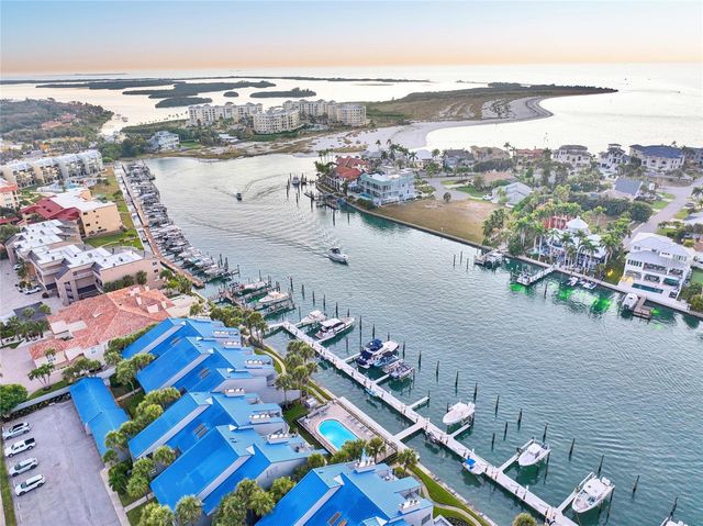 910 PINELLAS BAYWAY S 107, Tierra Verde, FL 33715