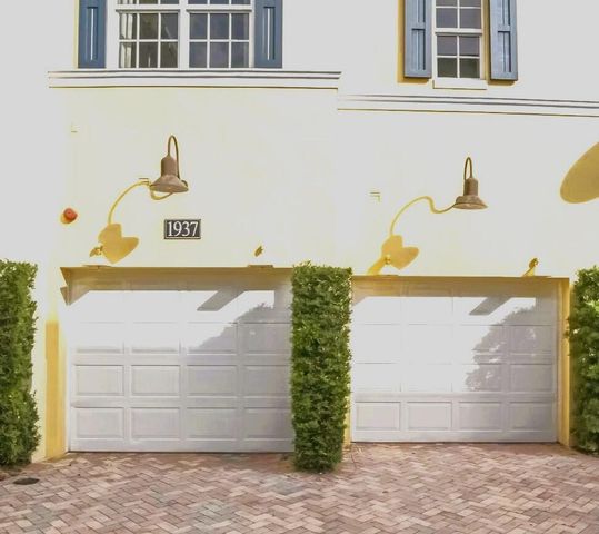1937 S Olive Avenue, West Palm Beach, FL 33401