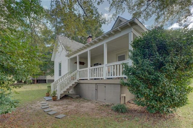 2 N Broad Street N, Porterdale, GA 30014