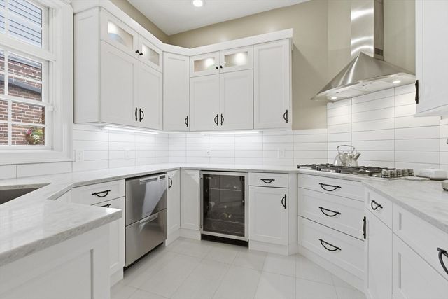 419 Main Street, Boston, MA 02129