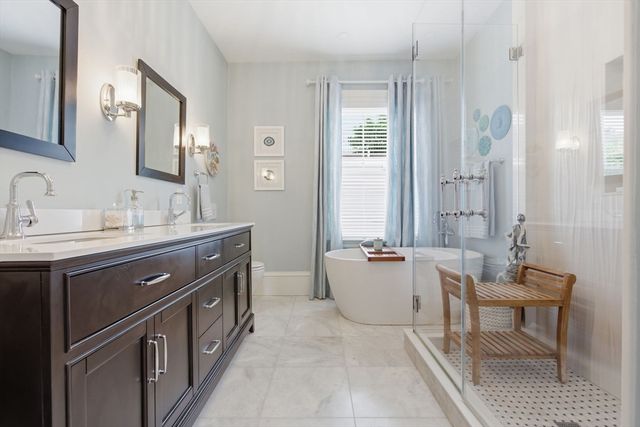 419 Main Street, Boston, MA 02129