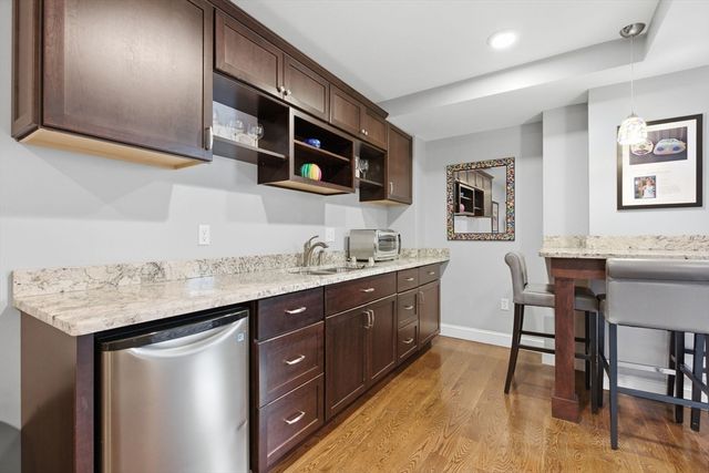 419 Main Street, Boston, MA 02129