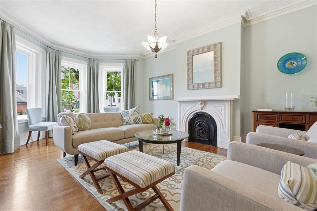 419 Main Street, Boston, MA 02129