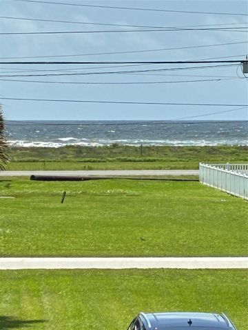 4214 Liberty Drive, Galveston, TX 77554