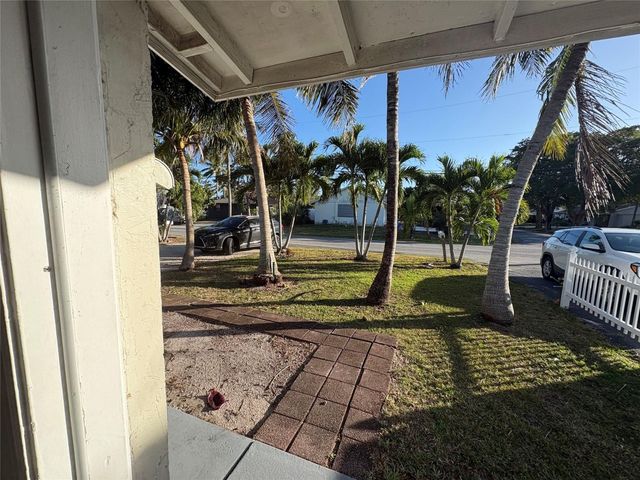 301 SE 21st Avenue, Boynton Beach, FL 33435