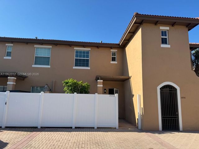14733 SW 11th St 14733, Pembroke Pines, FL 33027