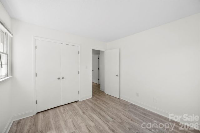 425 Whitethorn Drive, Gastonia, NC 28054