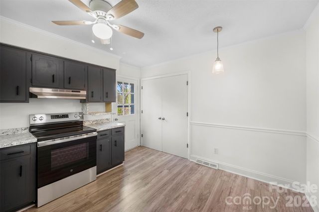 425 Whitethorn Drive, Gastonia, NC 28054