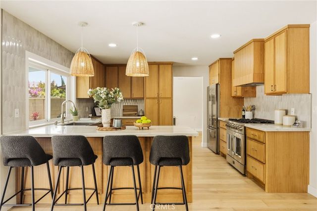 3790 Goldenrod St, Seal Beach, CA 90740