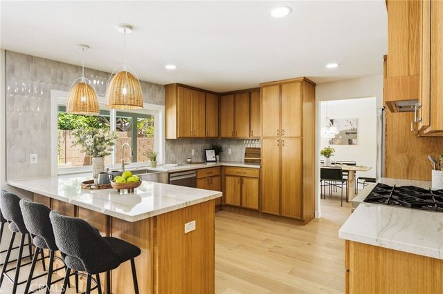 3790 Goldenrod St, Seal Beach, CA 90740