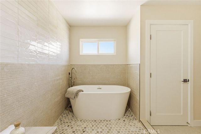 3790 Goldenrod St, Seal Beach, CA 90740