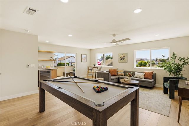3790 Goldenrod St, Seal Beach, CA 90740