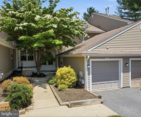 350 DANBURY LANE #350, Glen Mills, PA 19342