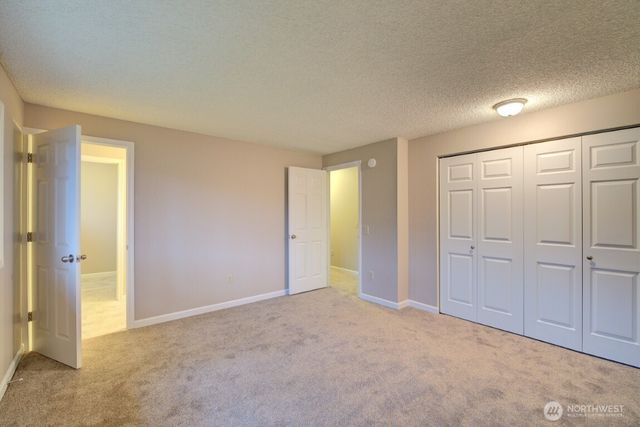 16611 NE 48th Court, Redmond, WA 98052