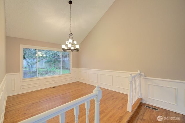 16611 NE 48th Court, Redmond, WA 98052