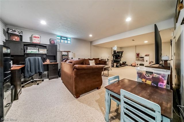 35350 Woodbine Street, North Ridgeville, OH 44039