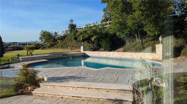 15435 Live Oak Springs Canyon, Canyon Country, CA 91387