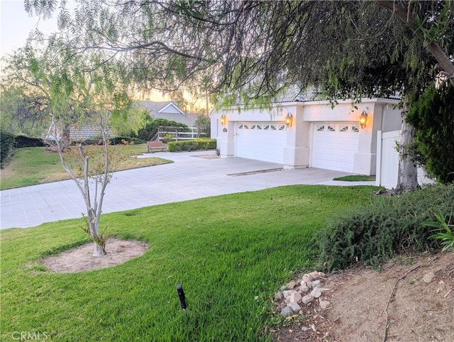 15435 Live Oak Springs Canyon, Canyon Country, CA 91387