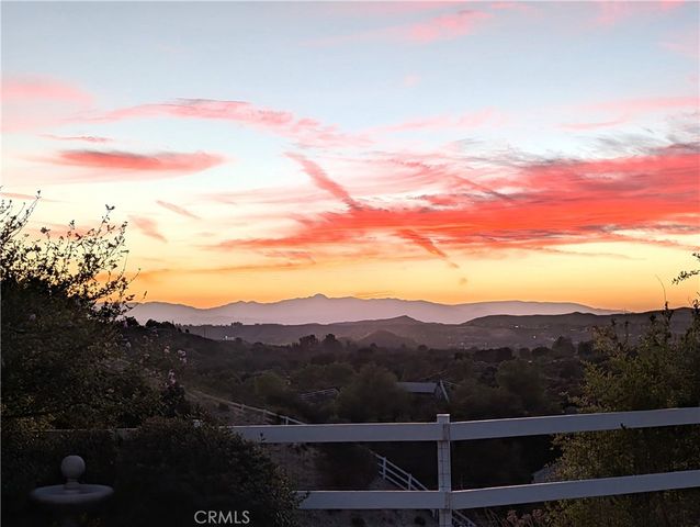 15435 Live Oak Springs Canyon, Canyon Country, CA 91387